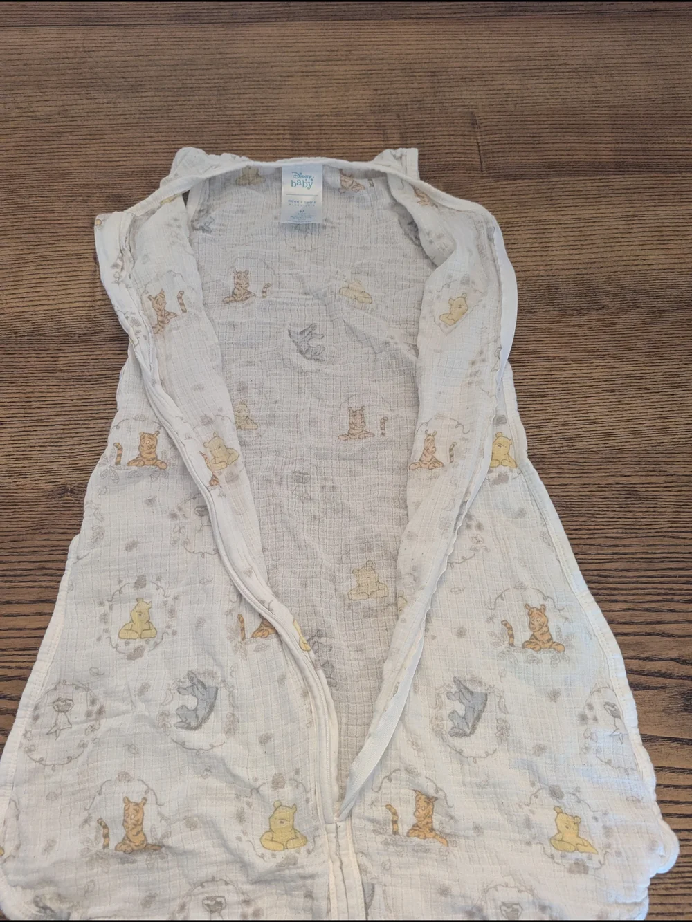 EUC Disney Baby Aden + Anais Classic Winnie the Pooh M 6-12 month sleep sack